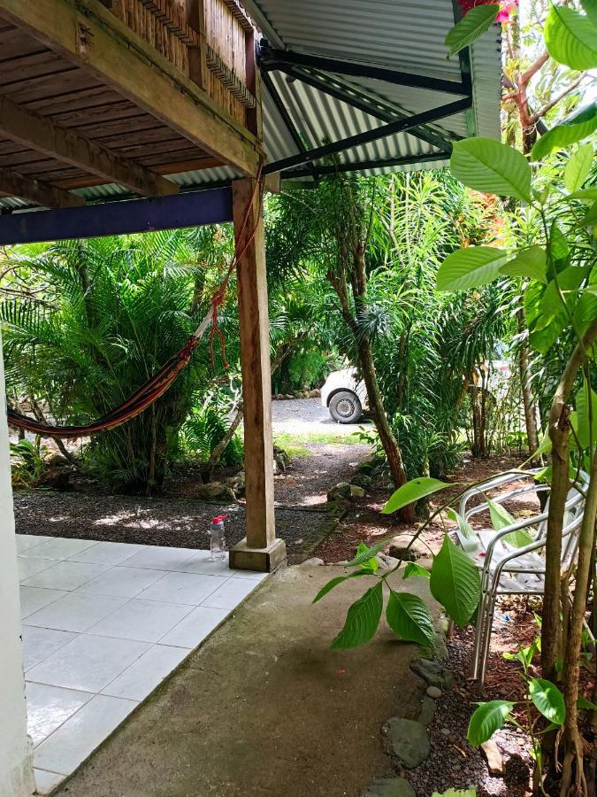 Cabinas Carol Pavones  Exterior photo