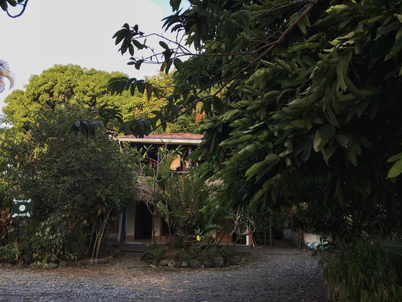Cabinas Carol Pavones  Exterior photo