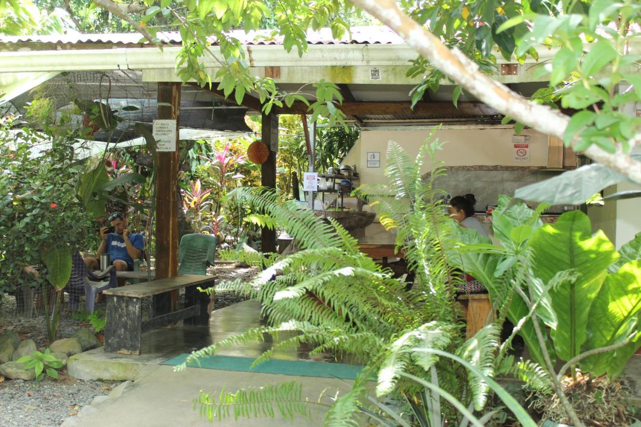 Cabinas Carol Pavones  Exterior photo